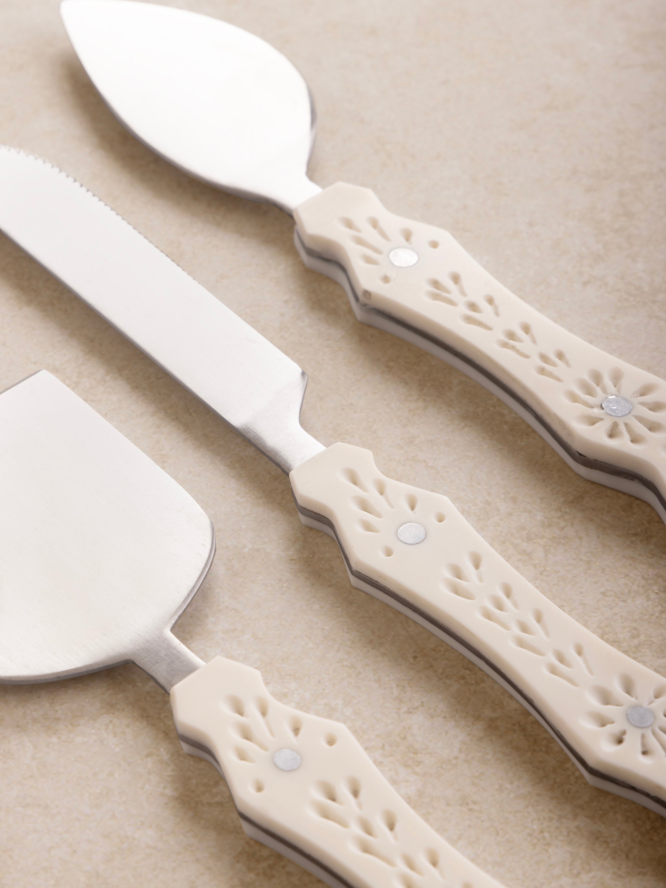 Luxury Cheese Cutting Utensils – Perfect for Entertaining and Charcuterie Boards