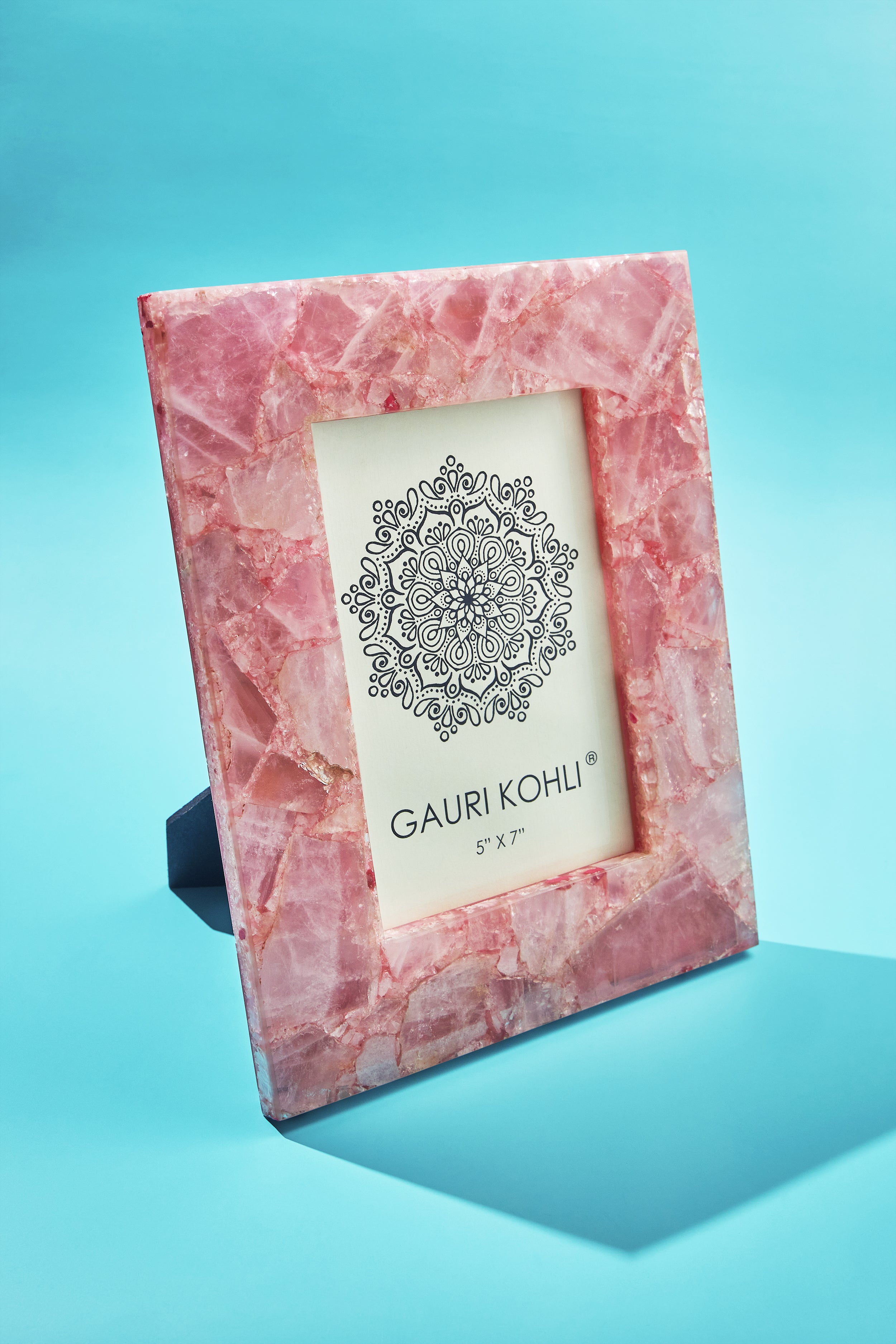 Handmade Rose Quartz Gemstone Photo Frame – Elegant Home Décor
A stunning 5x7-inch picture frame featuring a delicate pink rose quartz crystal mosaic, perfect for adding warmth and sophistication to your space