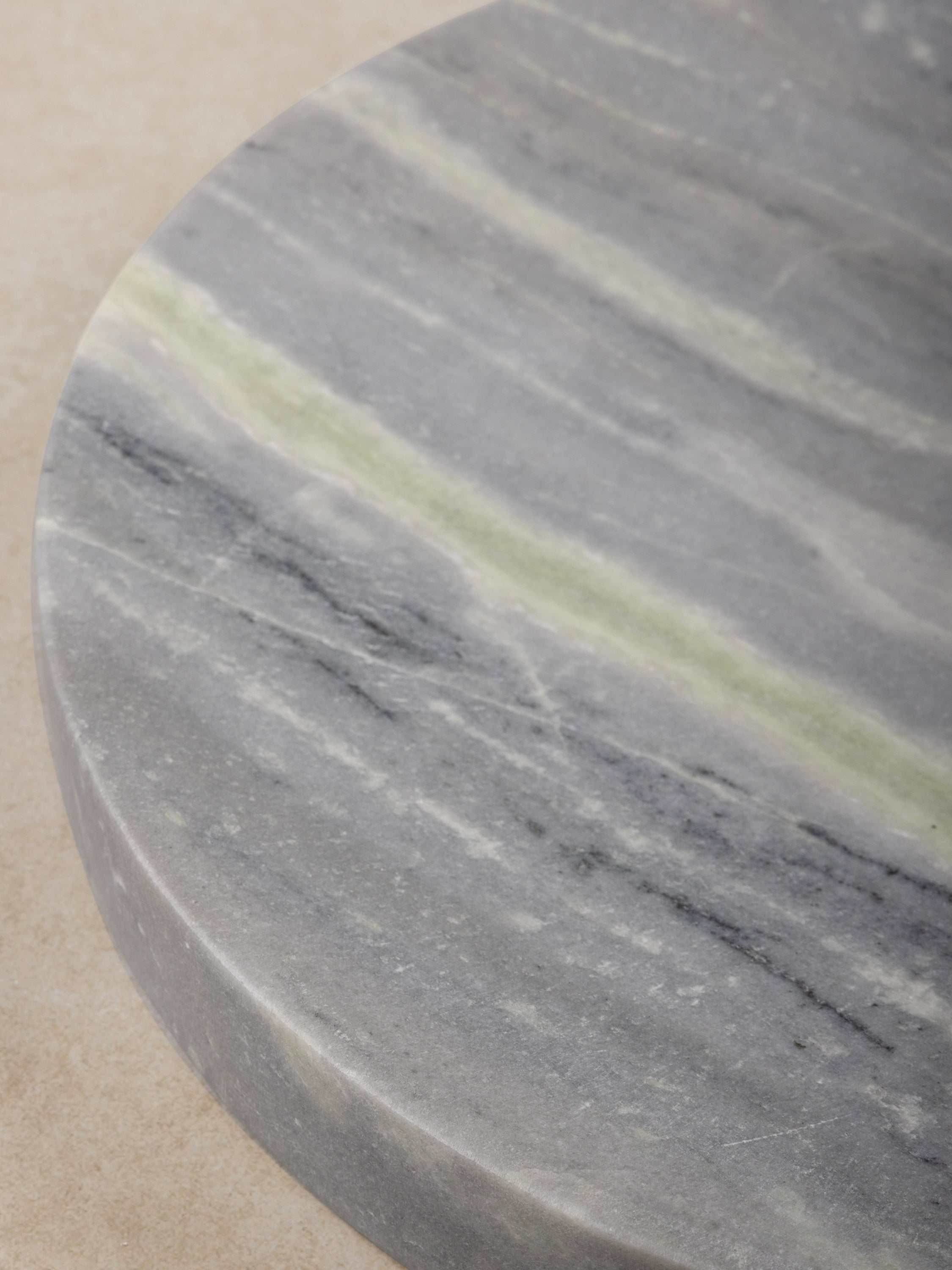 Polished Green Onyx Round Tray – Aesthetic Tabletop or Vanity Organizer