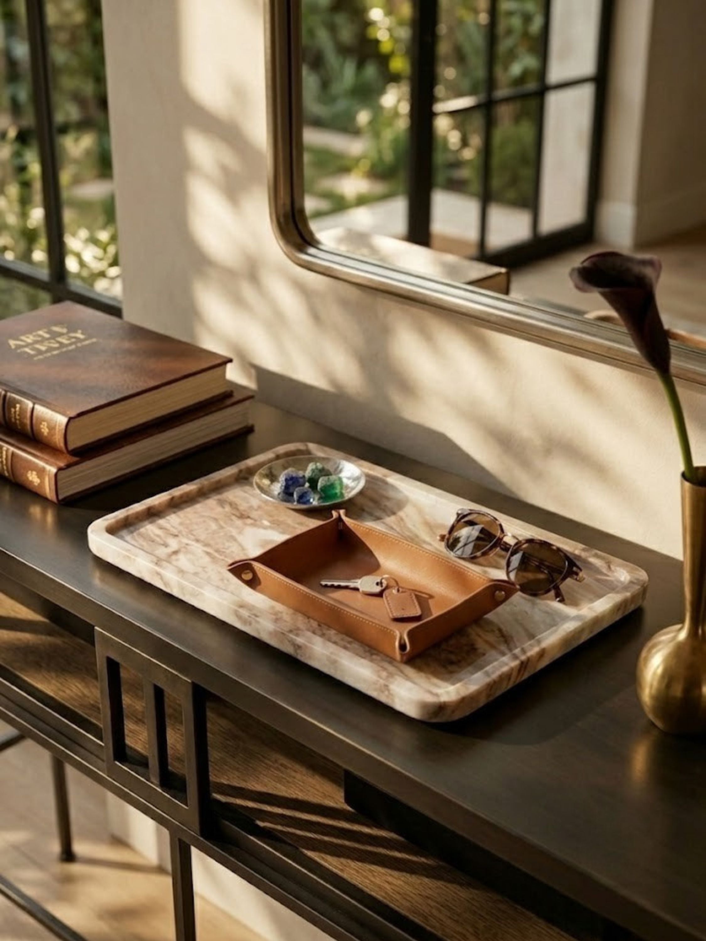 Clover Onyx Tray