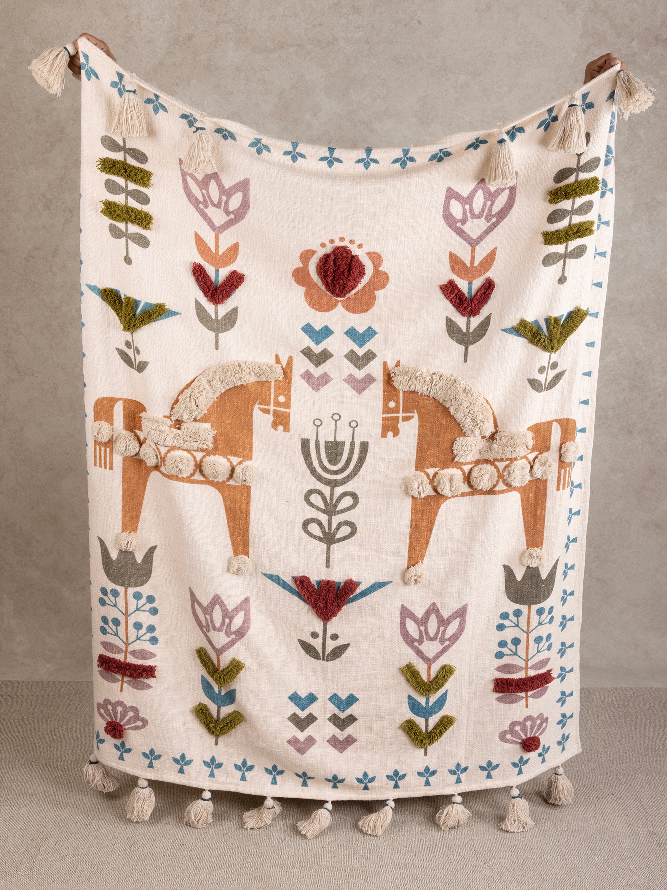 GK71094-2-Luxury-throw-blanket