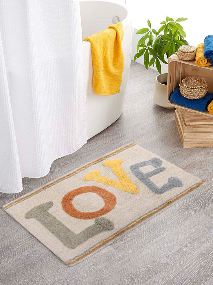 Love Bath Mat