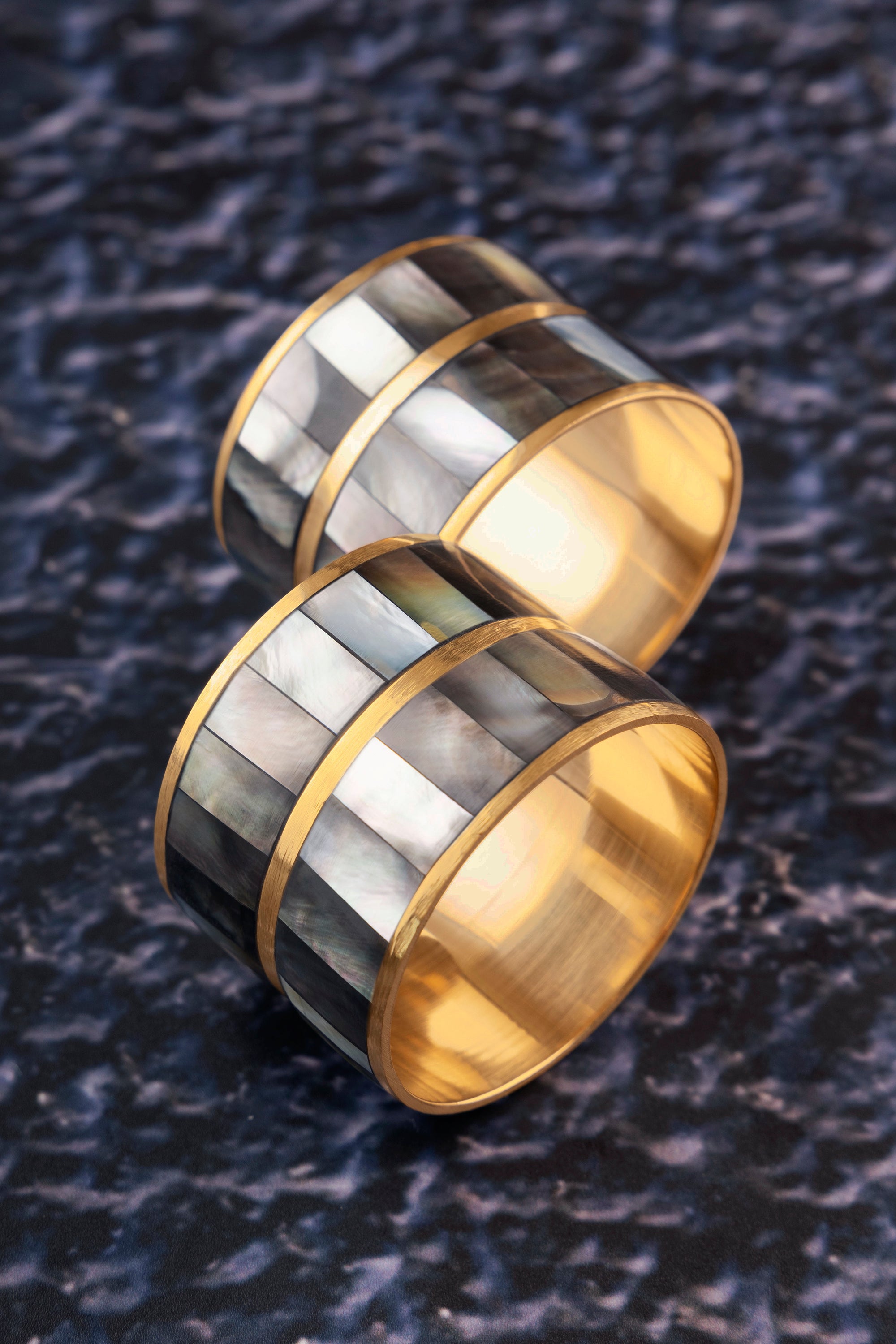 Luxury Gold and Dark Mother of Pearl Napkin Ring Set – Perfect for Special Occasions
