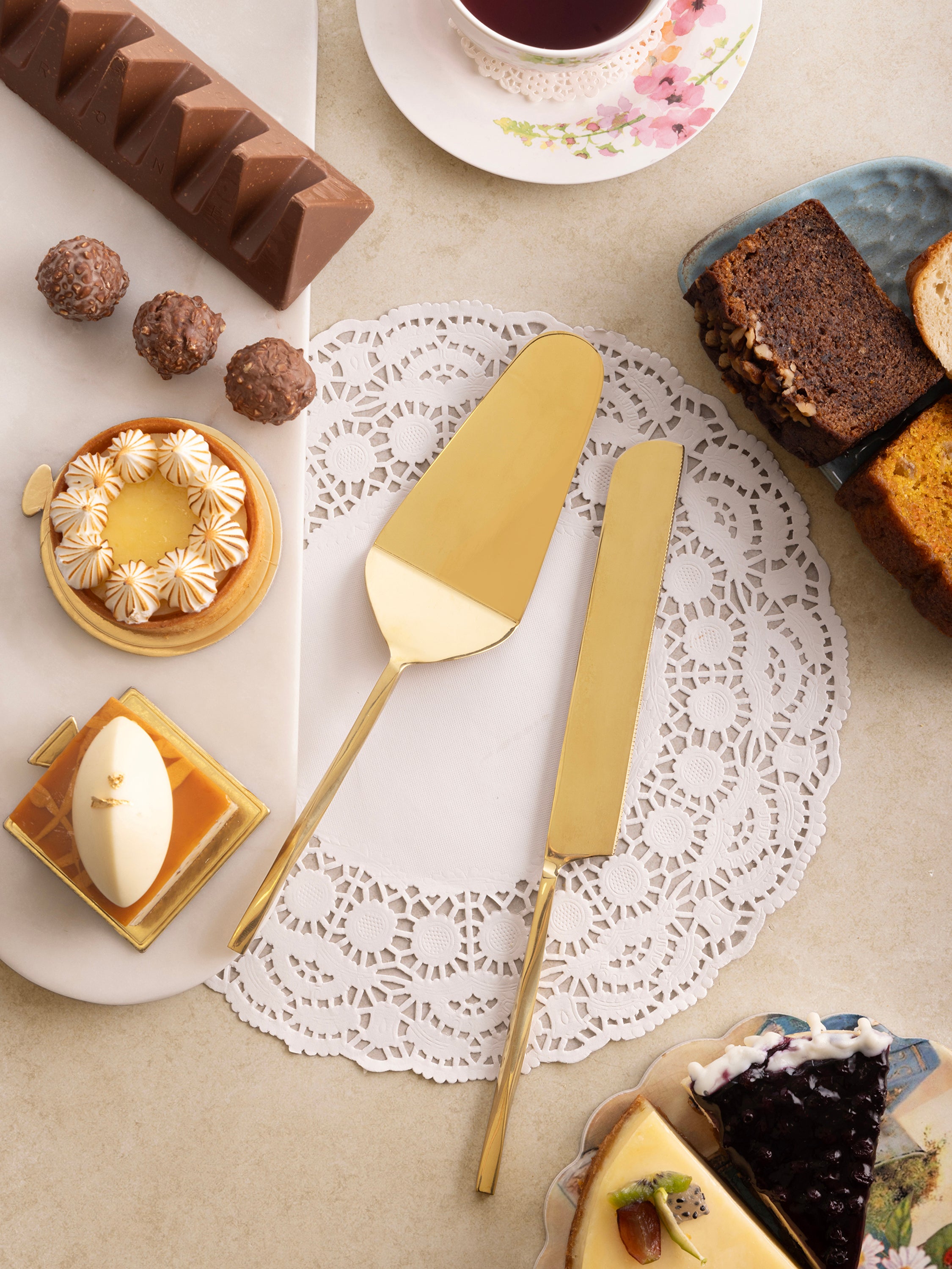 Luxury Gold Cake Cutting Set – Stainless Steel Wedding & Celebration Utensils
