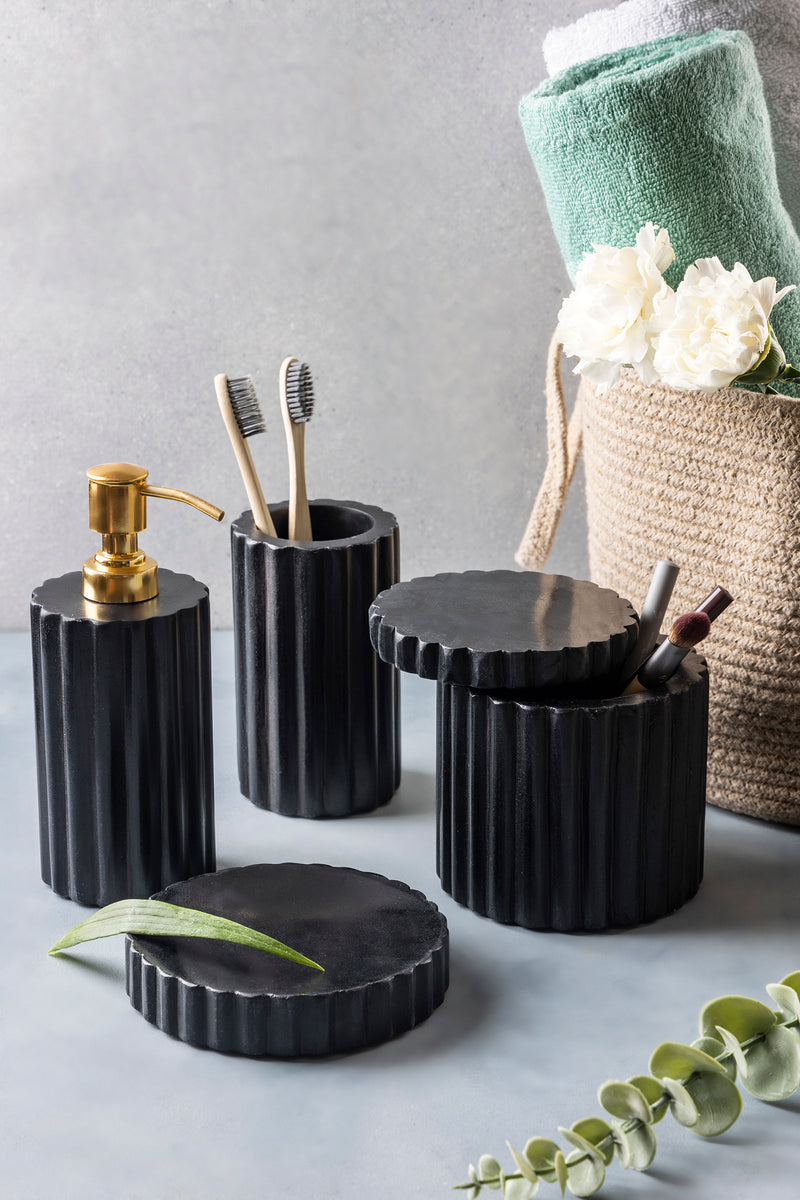 bathroom set	