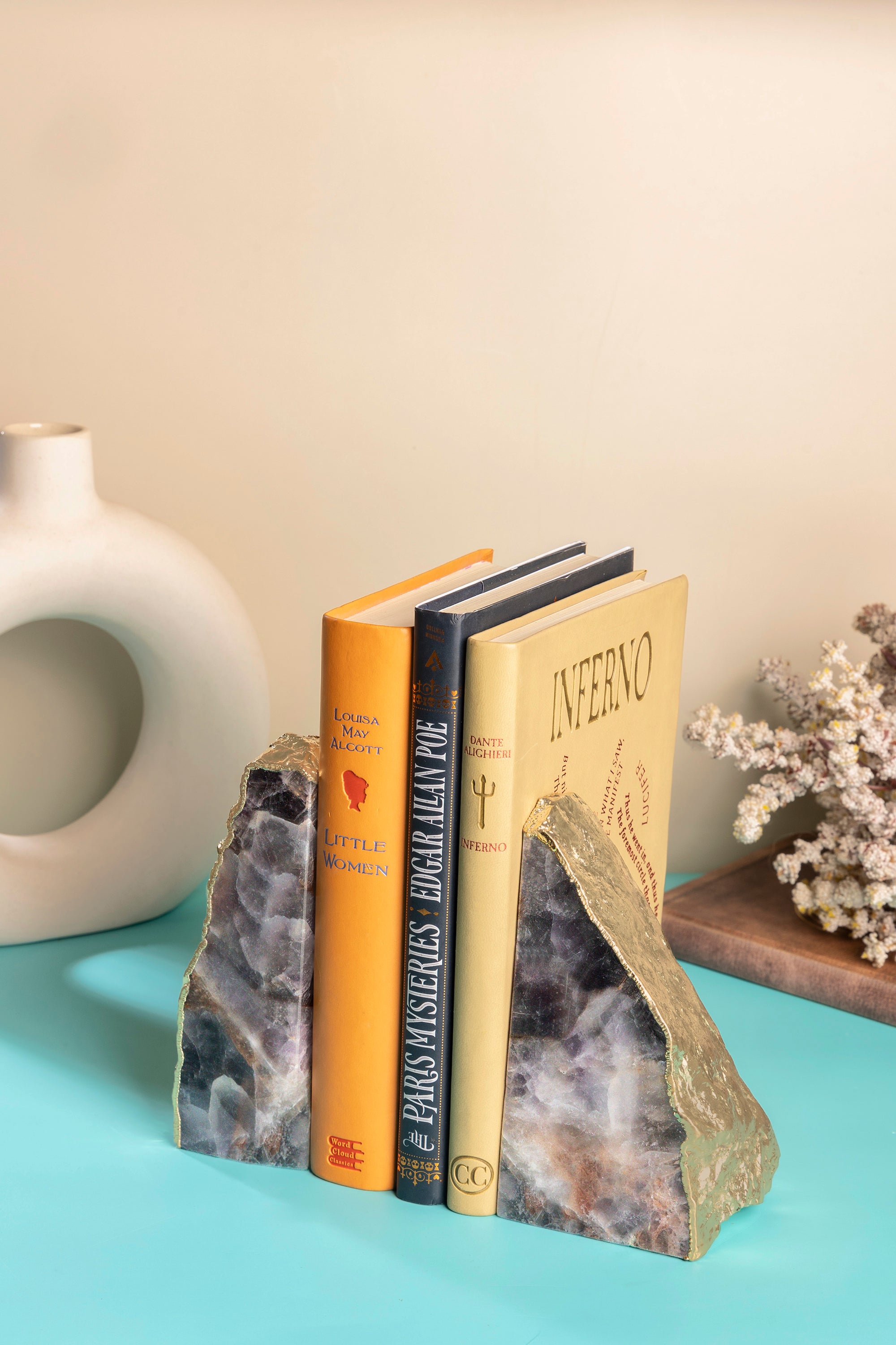 Elegant purple amethyst bookends – perfect for organizing books with a touch of nature’s beauty