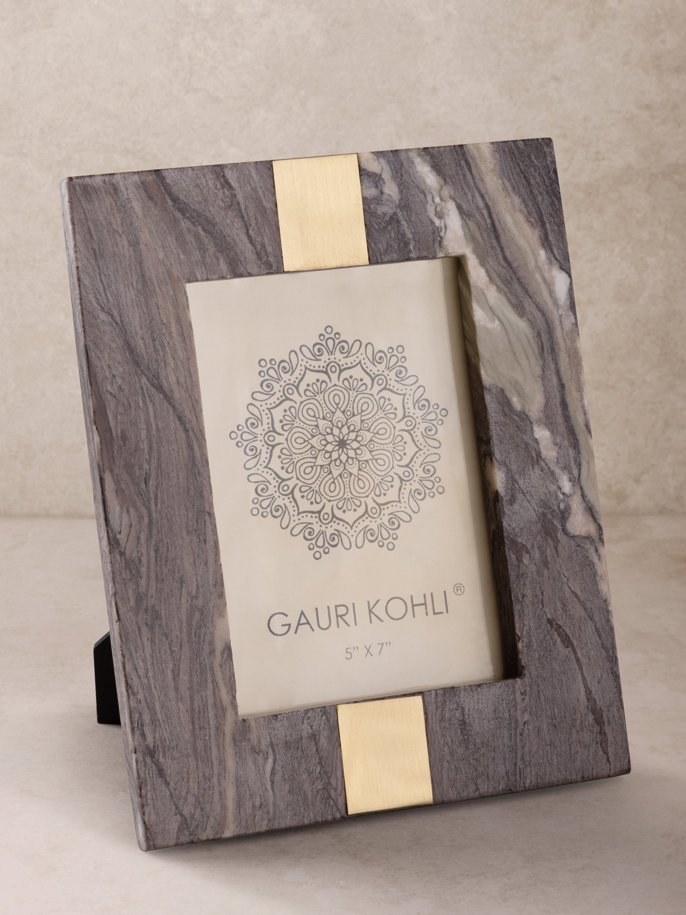 Exquisite Brown Onyx Marble Picture Frame with Gold Accent – 5x7 inch