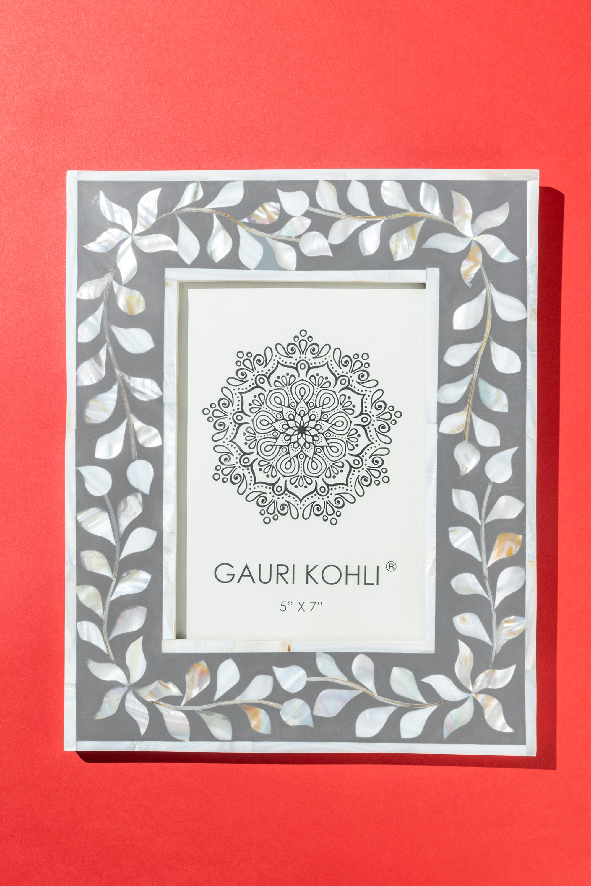 Elegant Gray Mother of Pearl Inlay Picture Frame – Stylish 5x7 Home Decor Accent
