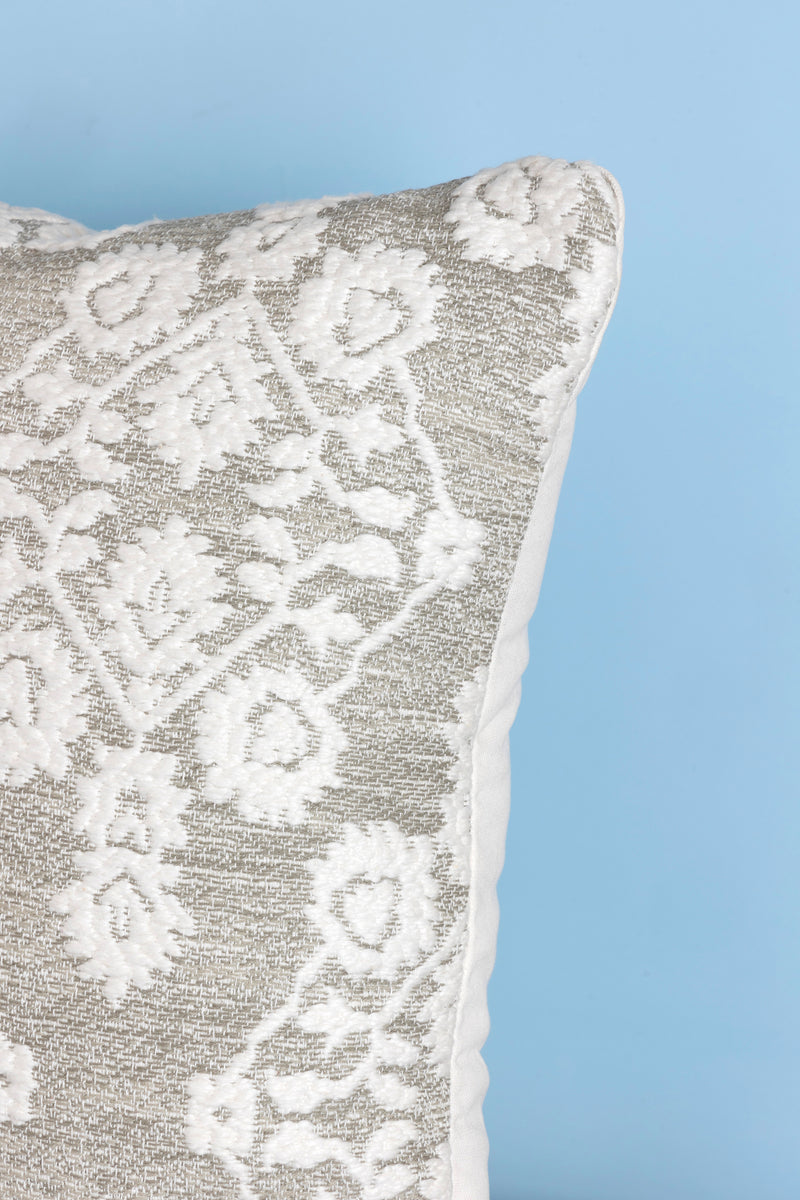 Roche Throw Pillow, 18X18