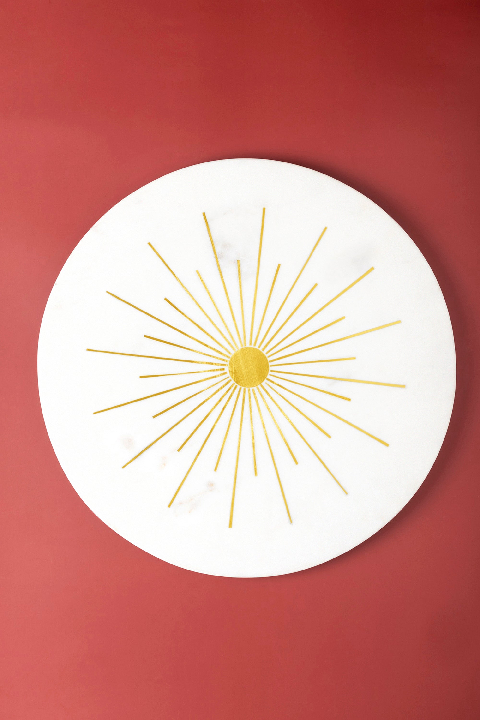Handmade Marble Cheese Serving Board – Stylish & Functional Kitchen Decor
A beautiful round serving board made from natural marble with brass inlay, ideal for charcuterie, fruit, and cheese platters