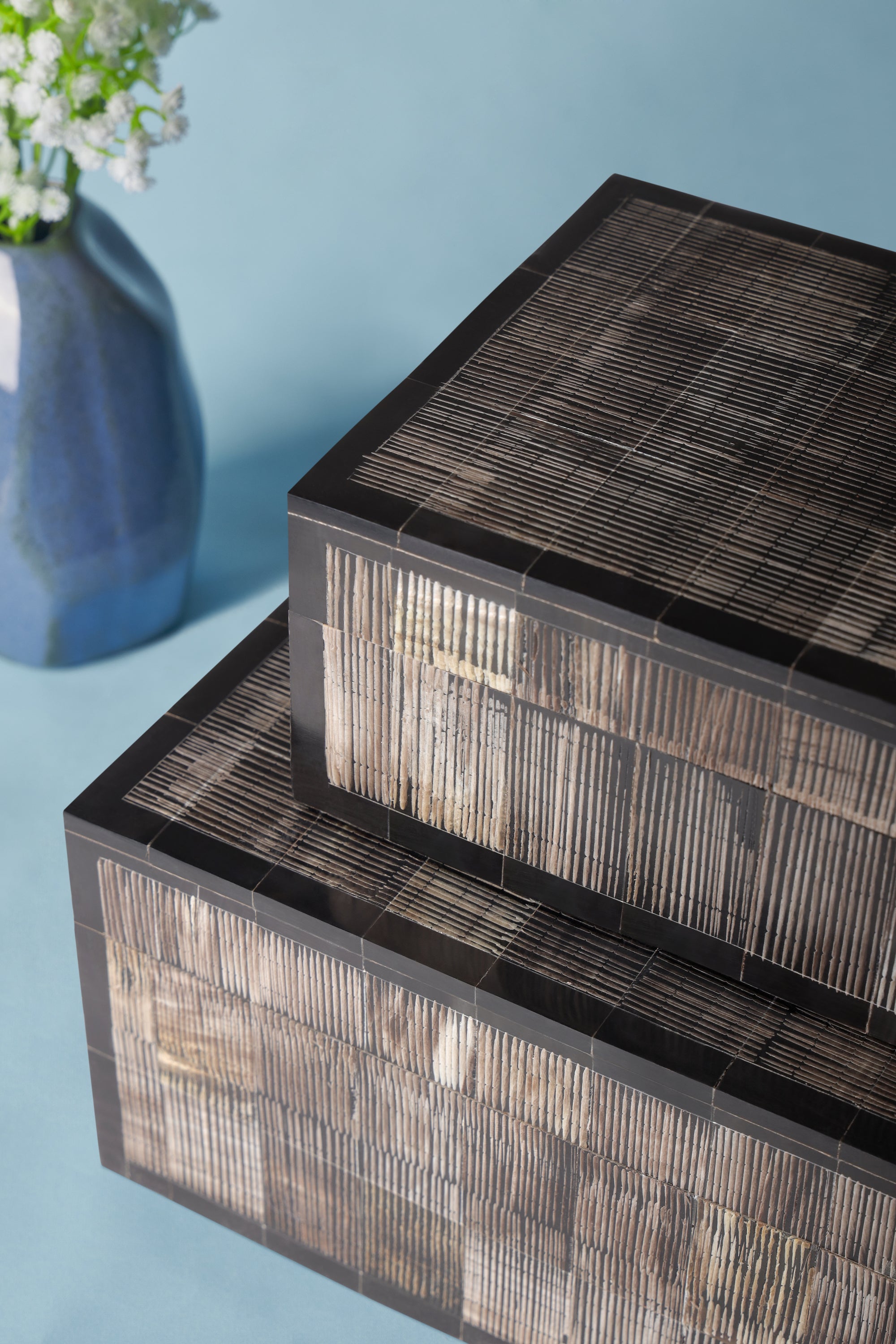 Elegant Storage Boxes – Black Bone Inlay Set of 2
A sophisticated set of decorative storage boxes featuring a stunning bone inlay design in earthy brown and black tones