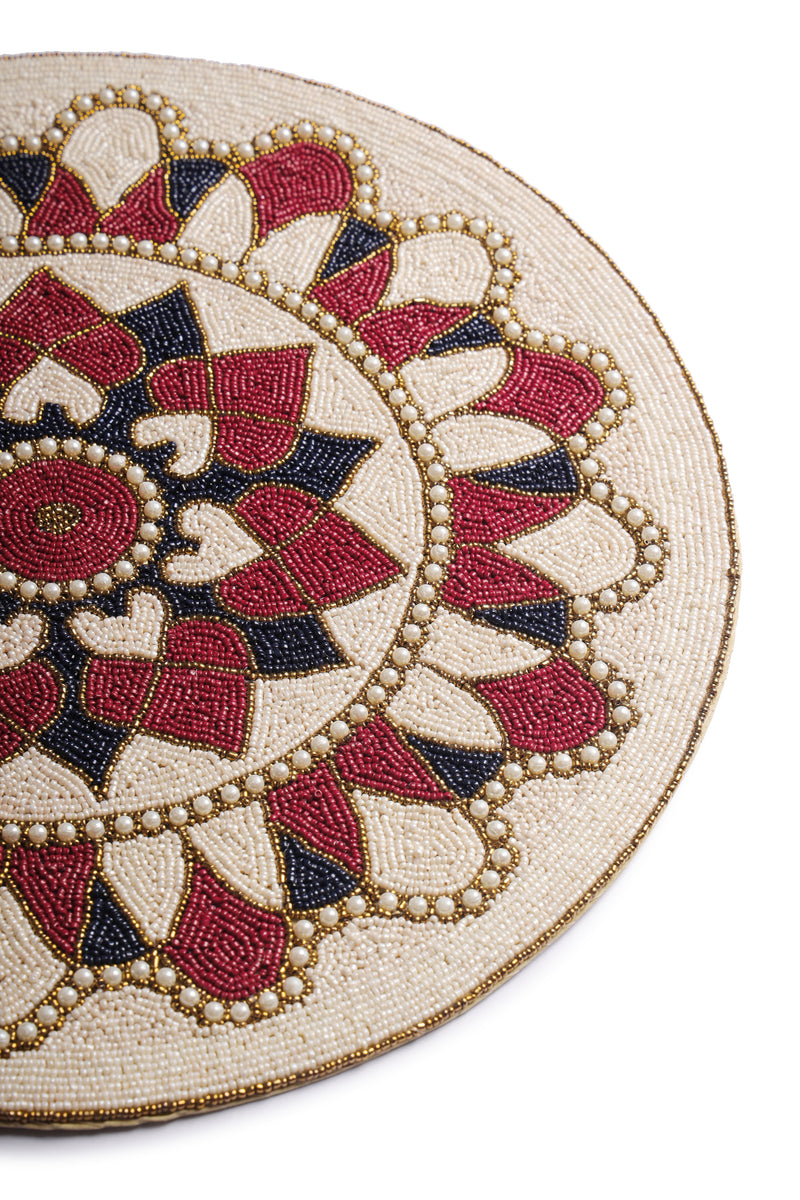 Beaded Placemats Round for Occasional Decoration
